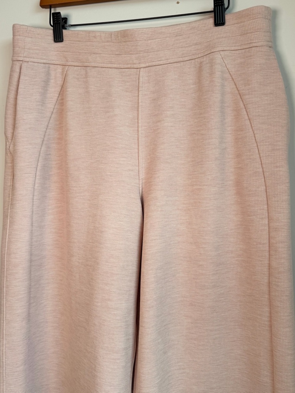 Lululemon Scuba Mid-Rise Wide-Leg Pant, Waffle - Picture 10 of 12